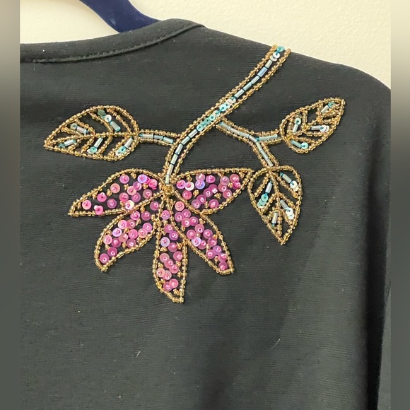 Quacker Factory Extremely Vintage Black embellished top good condition - Picture 5 of 5